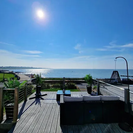 Stunning Beachfront House, Herne Bay, Kent Greenhill Exterior photo