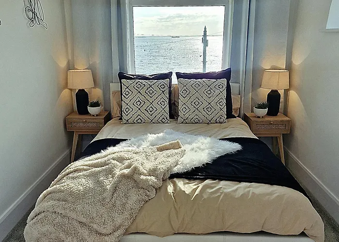 Stunning Beachfront House, Herne Bay, Kent