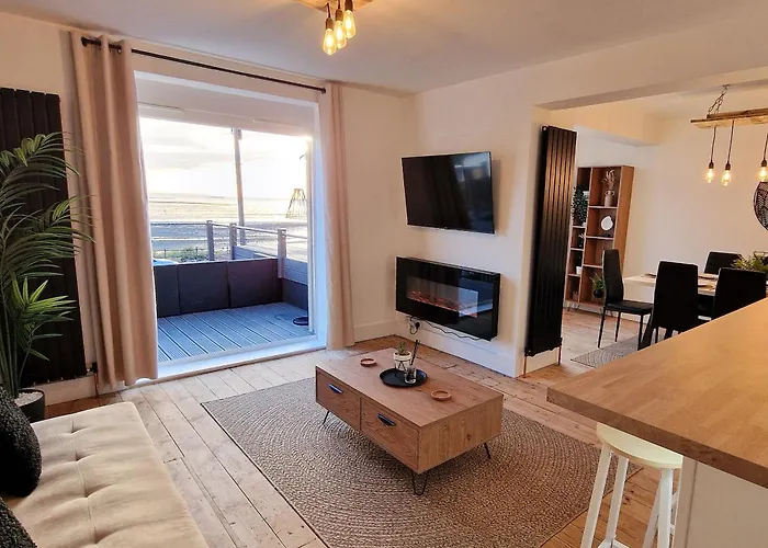 Stunning Beachfront House, Herne Bay, Kent