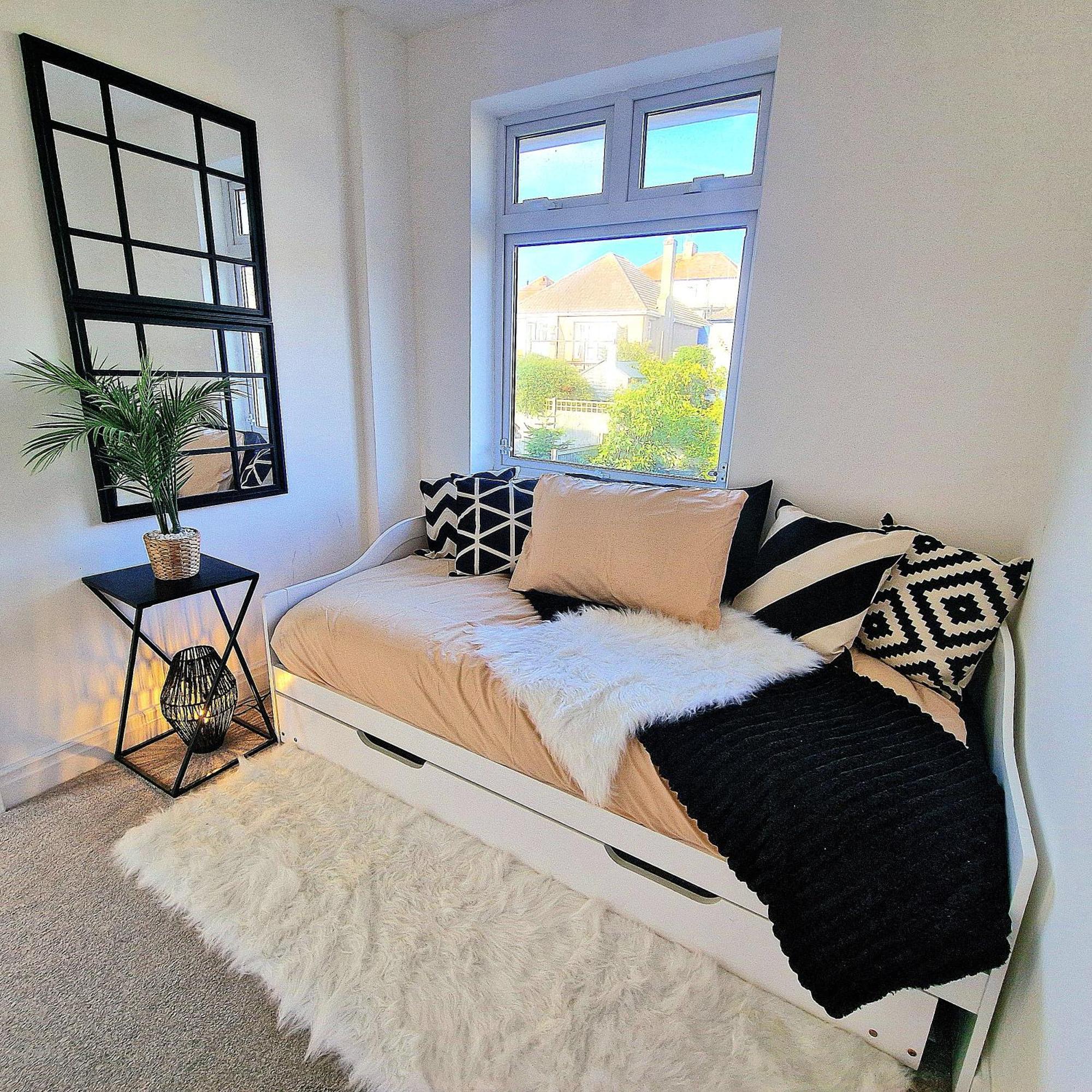 Stunning Beachfront House, Herne Bay, Kent Holiday home *